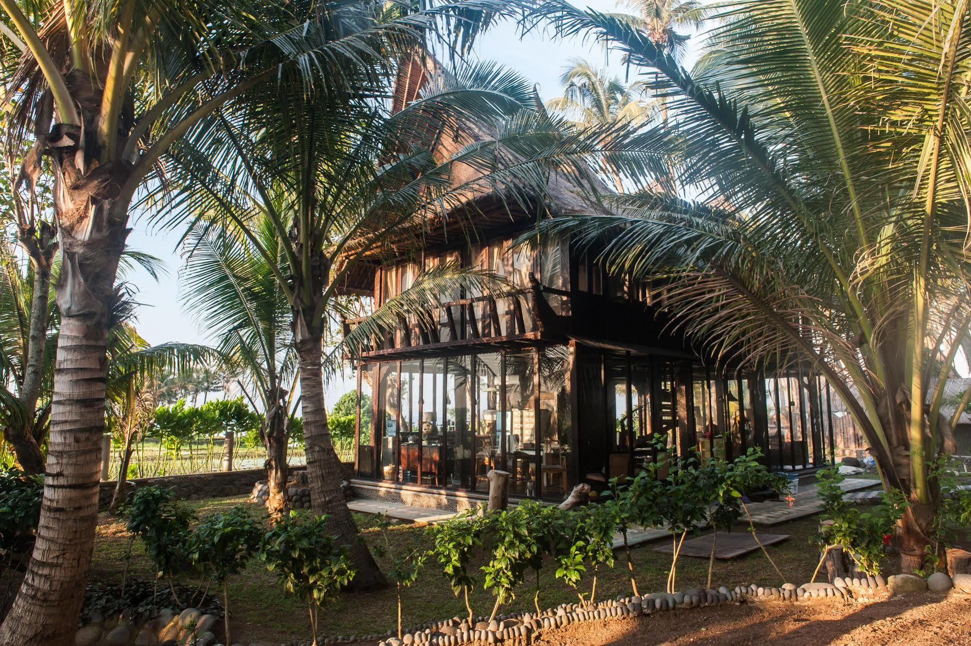 Most Exotic Beachfront Villa Keong Tabanan  Exterior photo